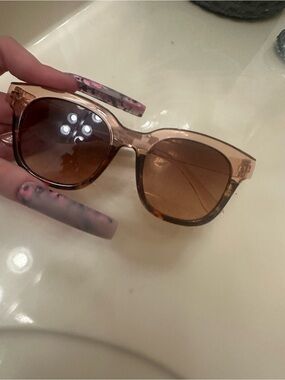 pink & brown sunglasses